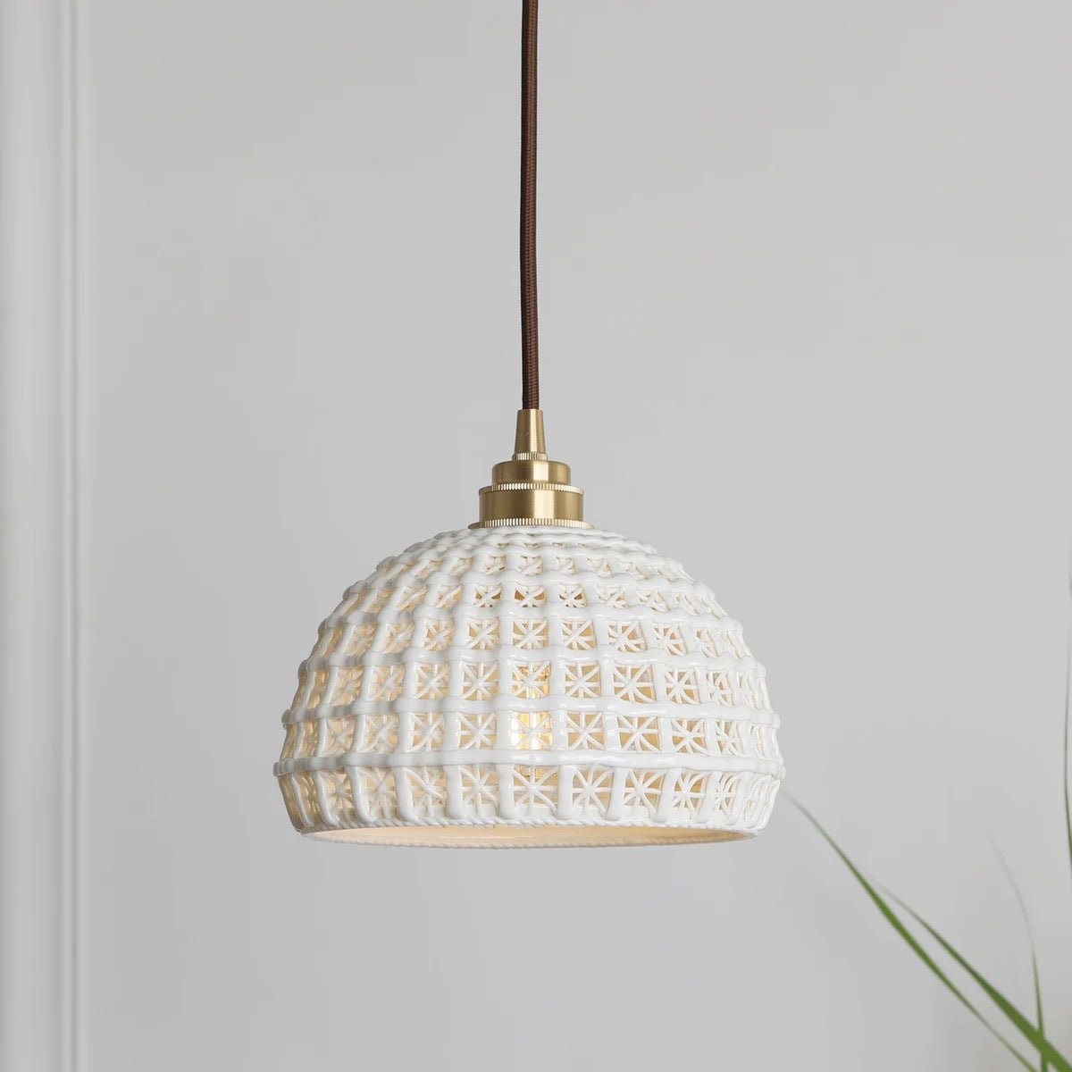 Traditional Japanese Brass Walnut Glass Ceramic Cylinder Conic Flower Bowl 1-Light Pendant Light For Dining Room K1280