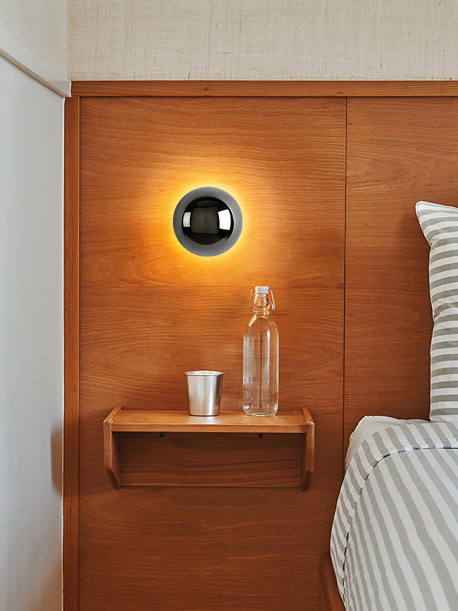Round Metal Wall Lamp K1079