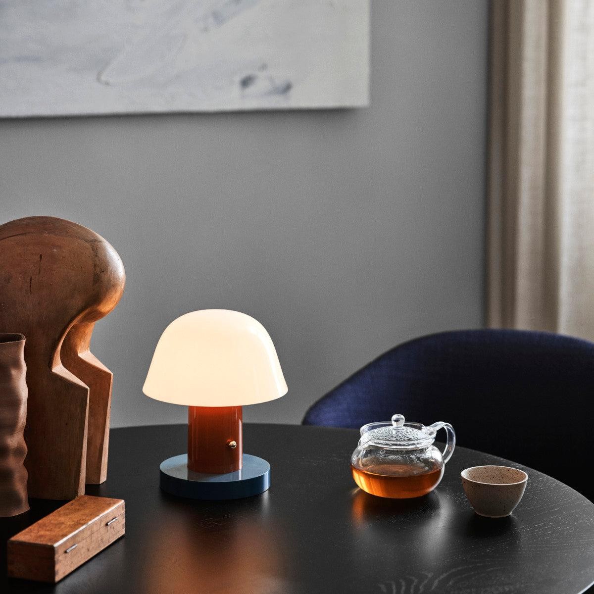 Minimalist Mushroom Cordless Table Lamp K533