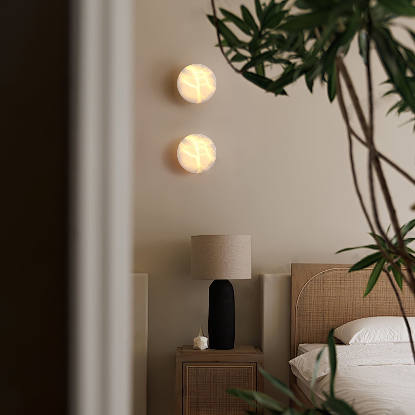 Cylindrical Alabaster Wall Light D399