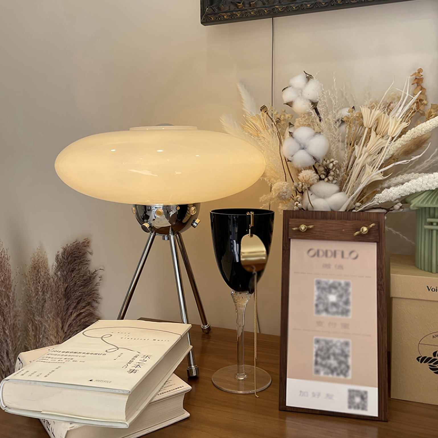 Glass UFO Table Lamp K1028