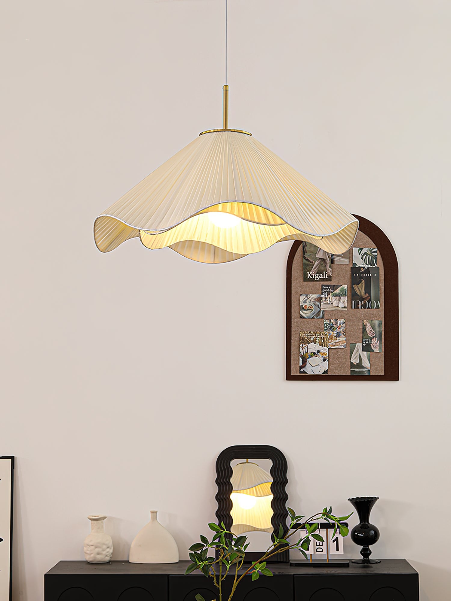 Nordic Cream Style Floral Pendant Lamp K363