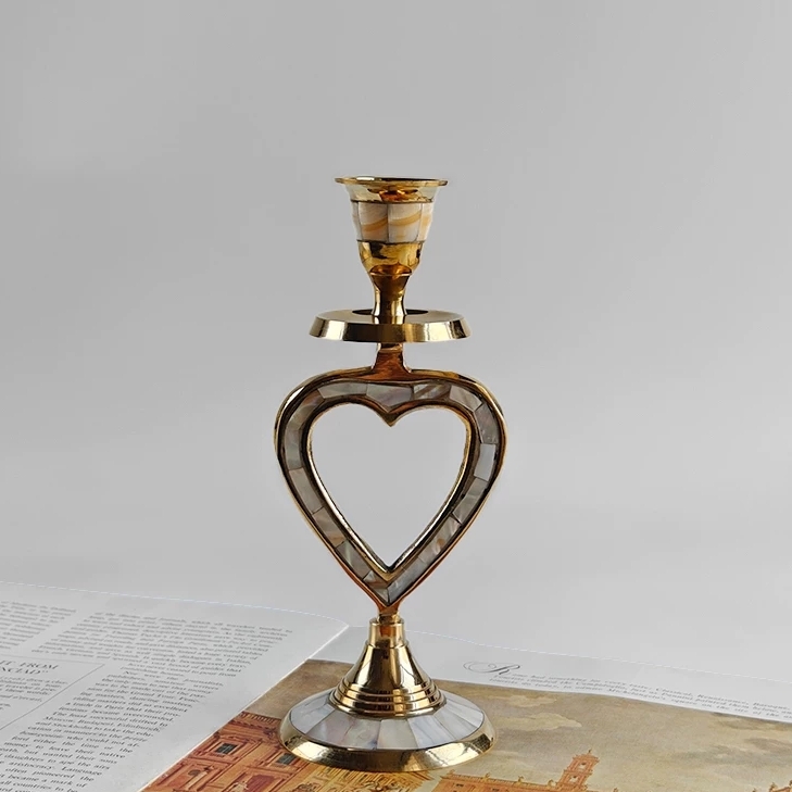 Ossik Veld Vintage Nordic Shell and Cow Bones Candle Holder for Dining Table K2363