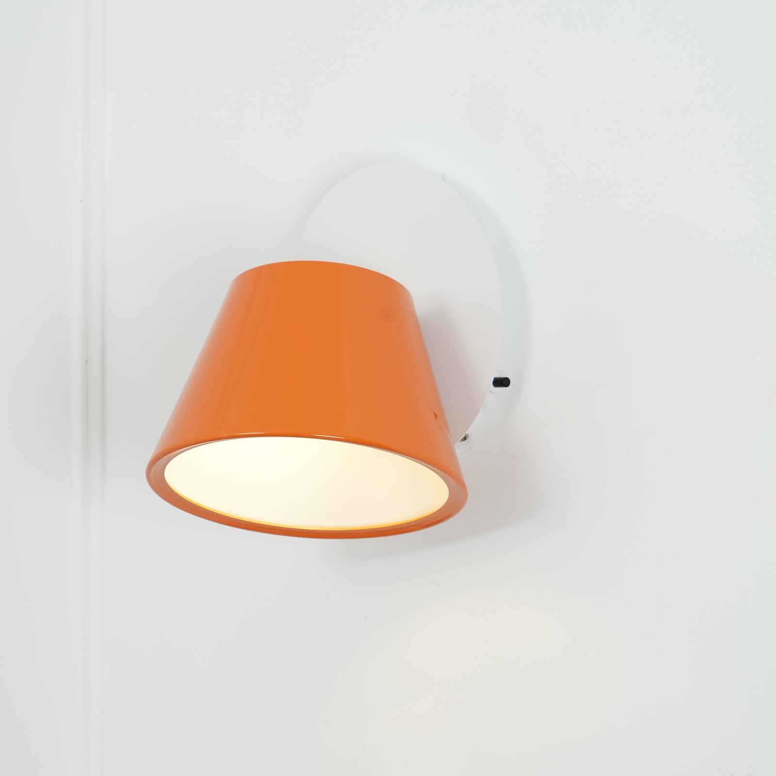 Simple Bedroom Bedside Reading Wall Lamp K334