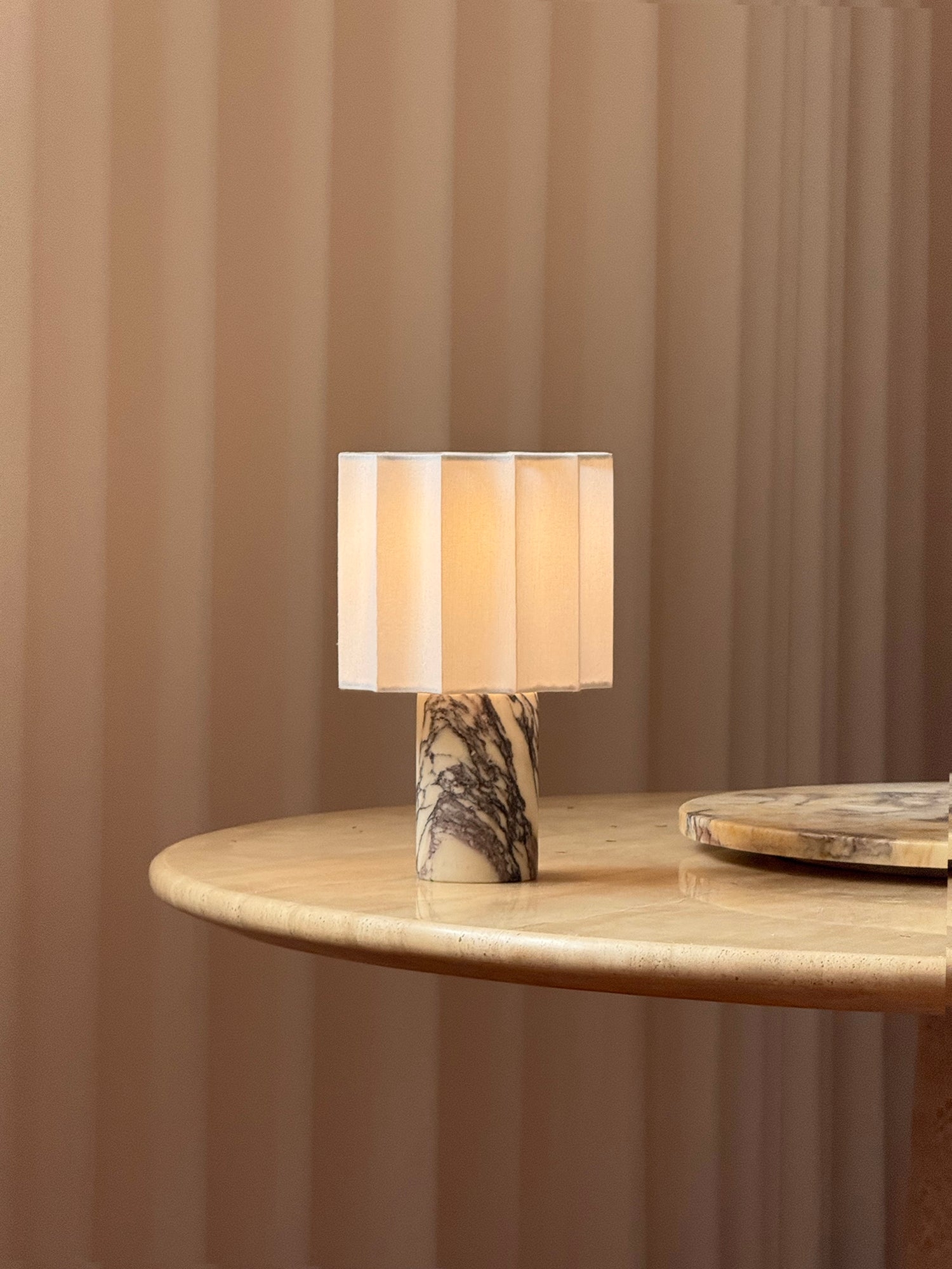 Valli Table Lamp (Built-in Battery) D668