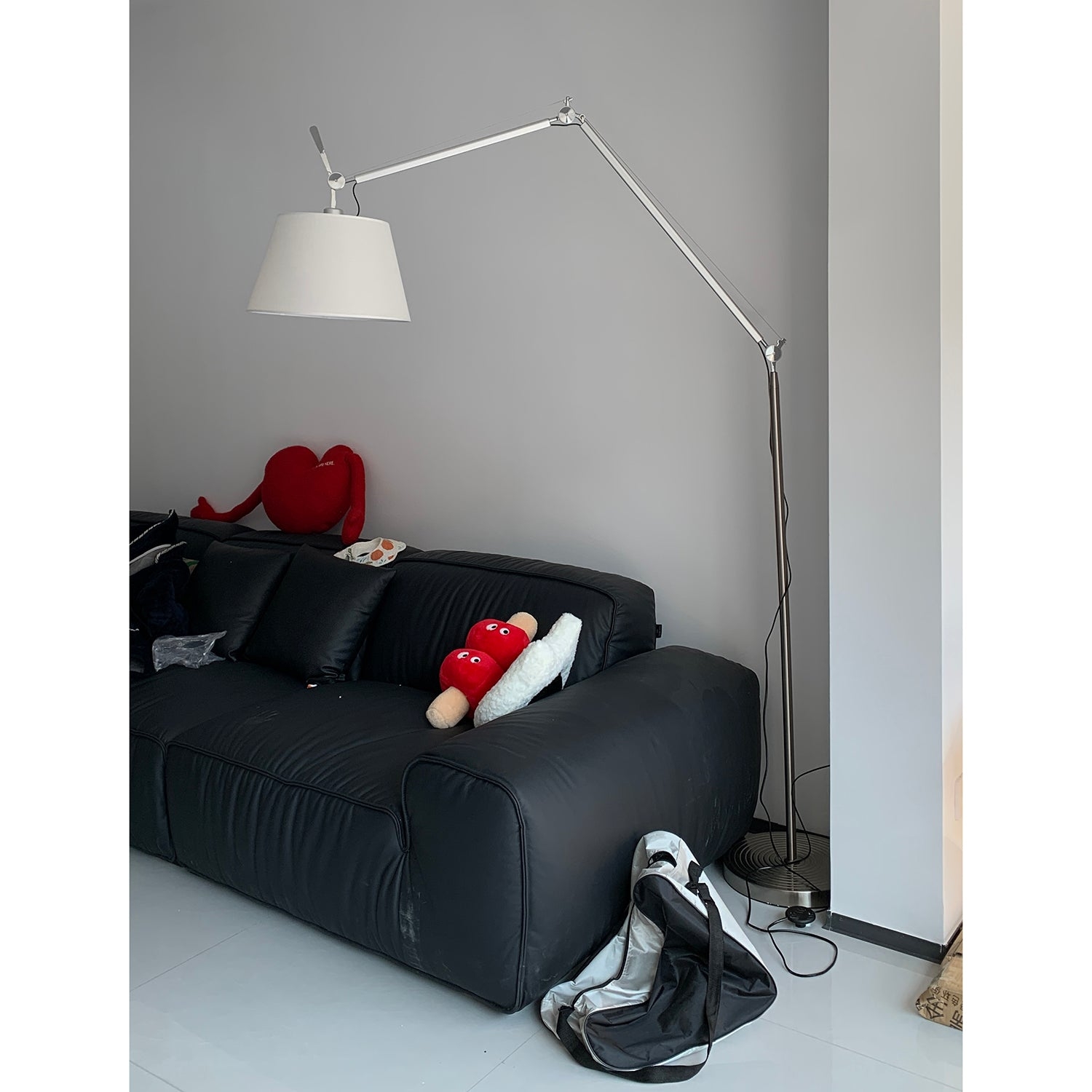 Velthea Floor Lamp D713