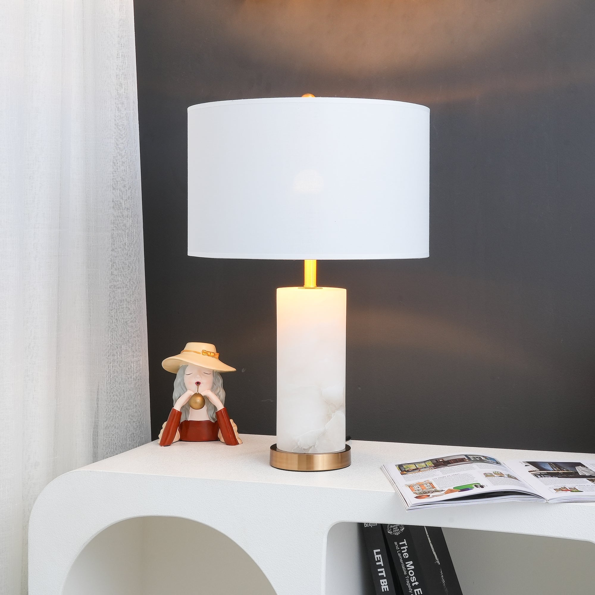 Lineham Alabaster Table Lamp D490