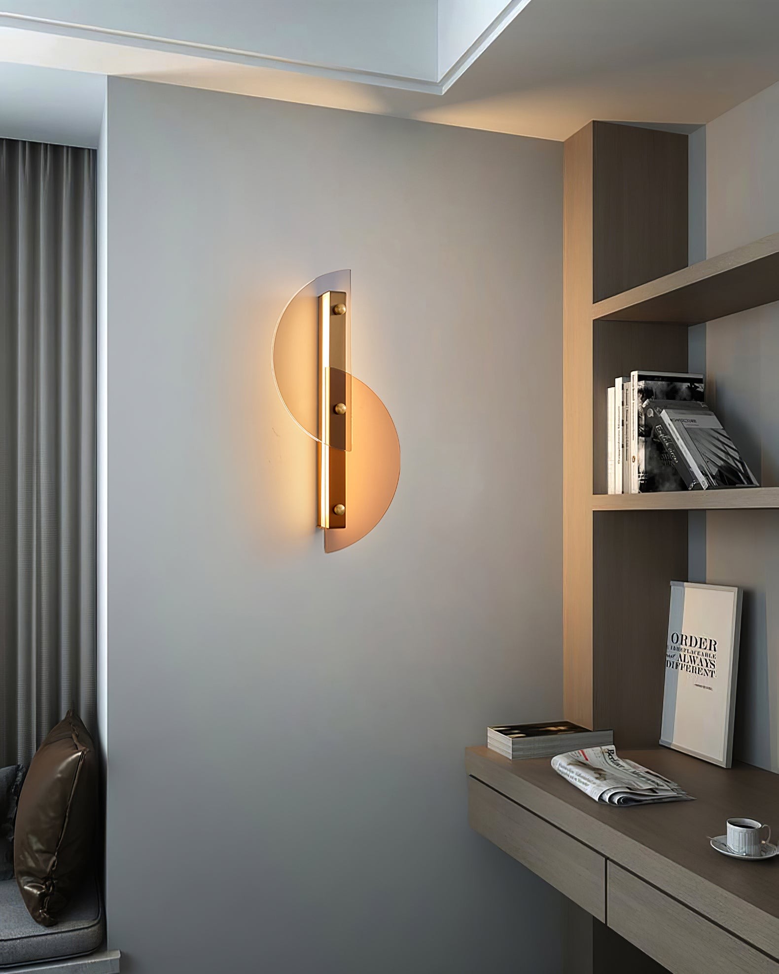 Simple Fan-Shaped Glass Arc Wall Lamp K575