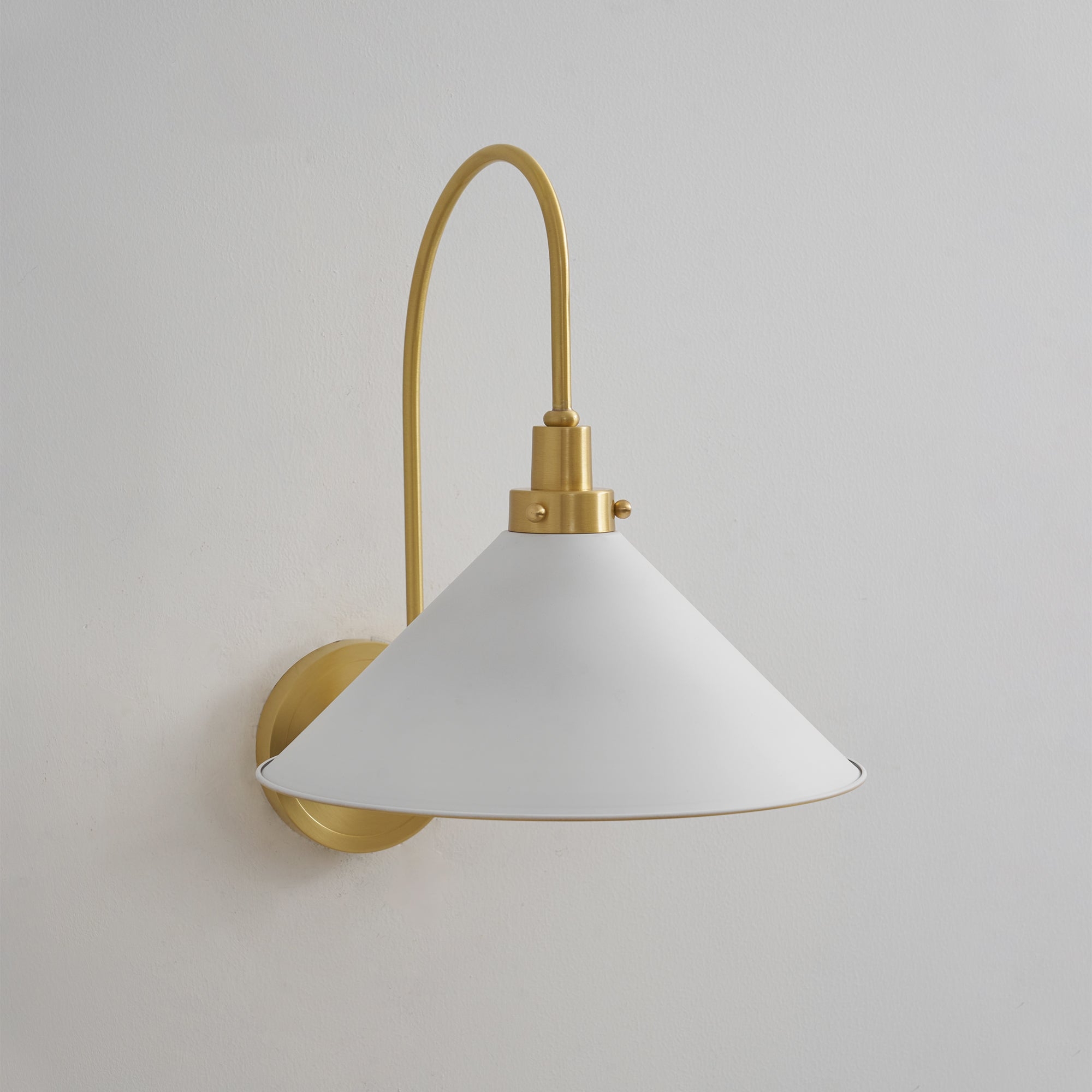Clivedon Wall Lamp D592