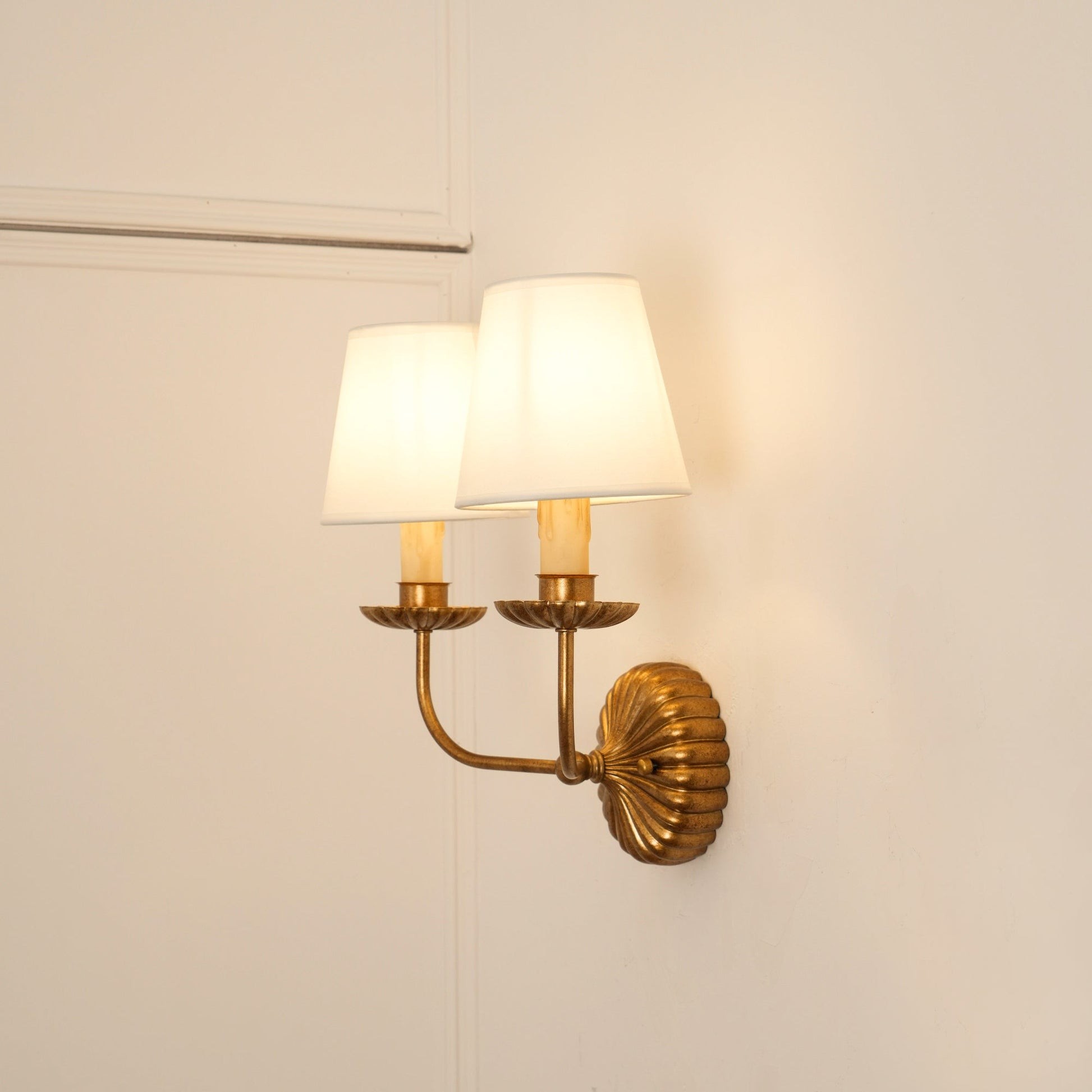 Catina Metal Wall Sconce with Fabric Shade – Stylish Accent Lighting for Home K1181