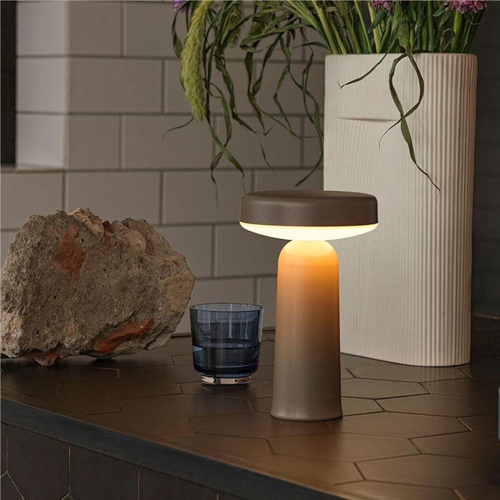 Muuto Ease Portable Lamp
