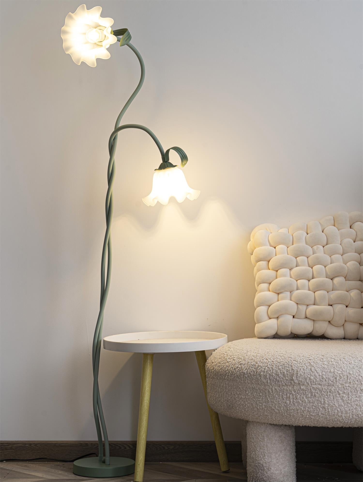 Creative Multi-Head Winding Flower Shape Floor Lamp K286