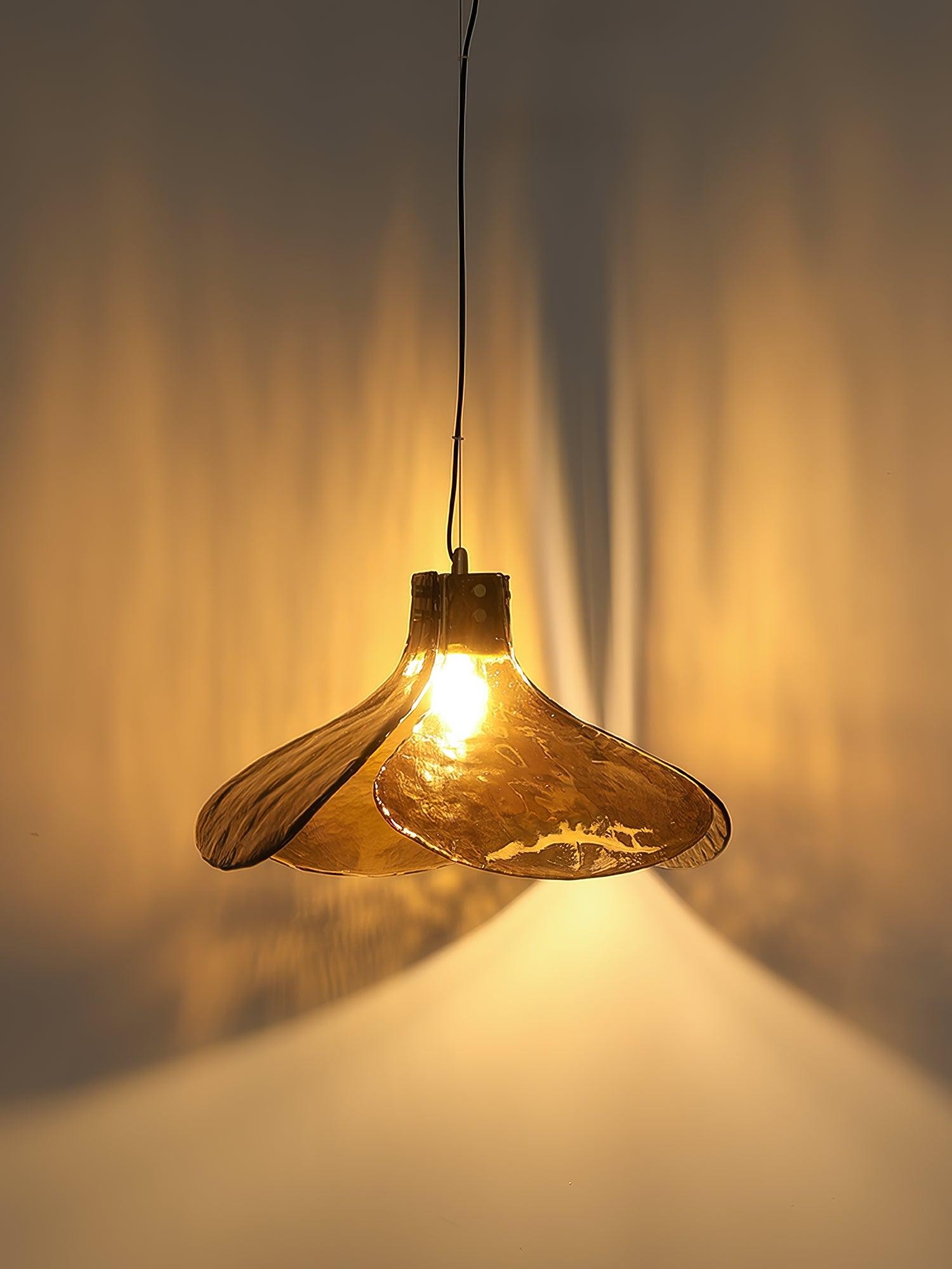 Vintage Clover Pendant Light K467