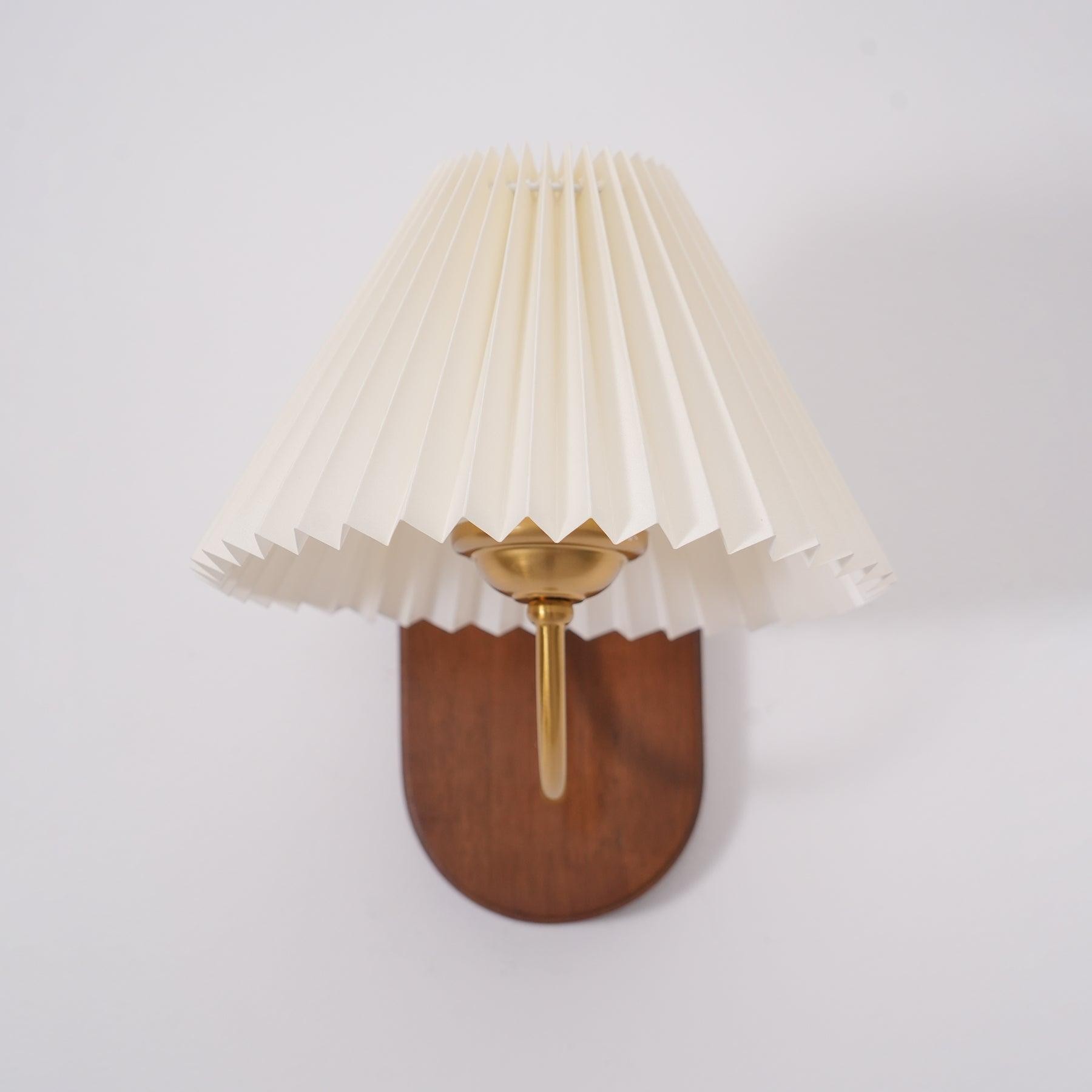 Modern Fashion Wall Lamp for Bedroom K466