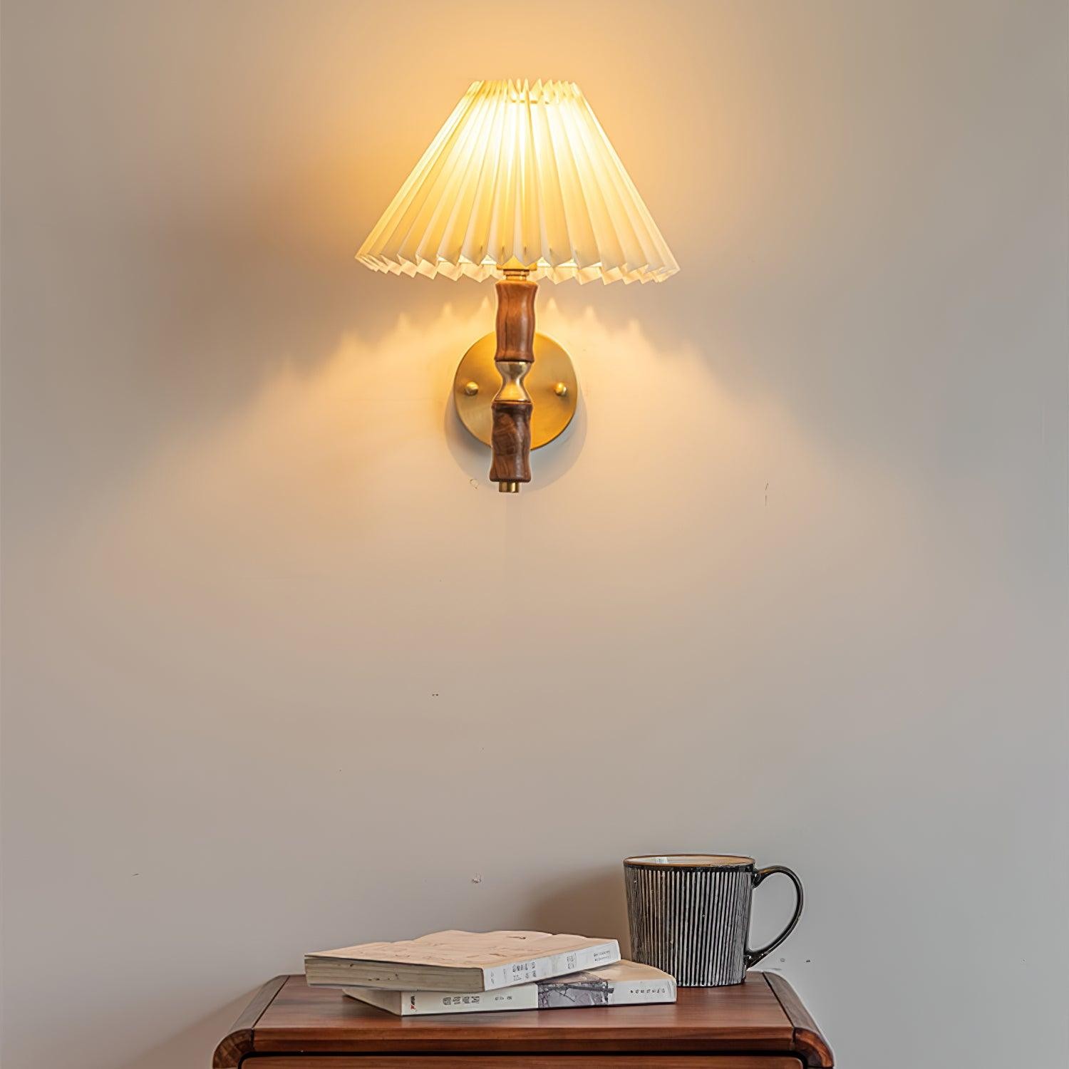 Japanese Retro Walnut Atmosphere Wall Light For Bedroom K602