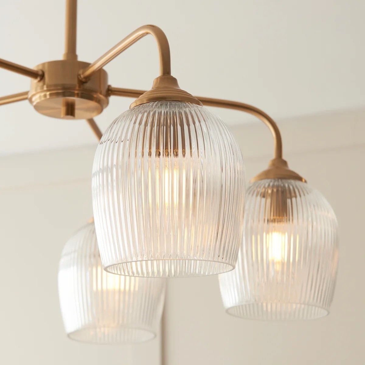 Brazara Multi-Light Glass Shade Pendant Lamp - Curved Metal Arms for Modern Homes K1852