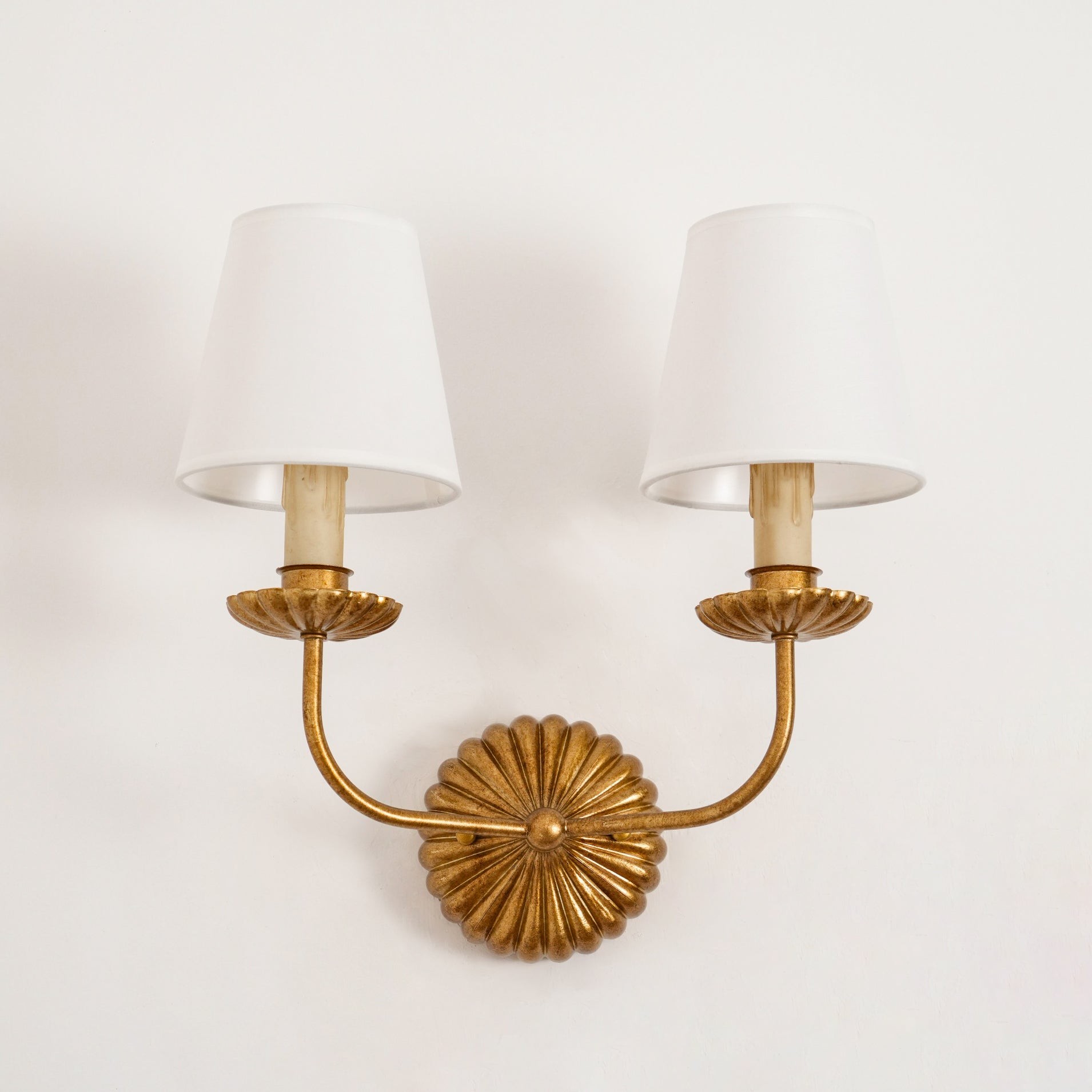Catina Metal Wall Sconce with Fabric Shade – Stylish Accent Lighting for Home K1181