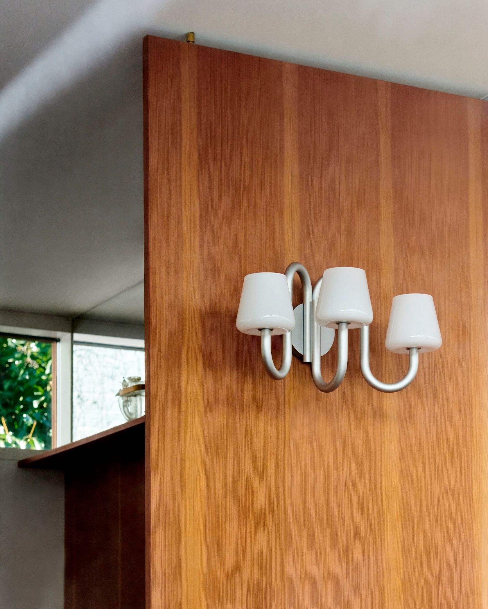 Apollo Wall Lamp D672