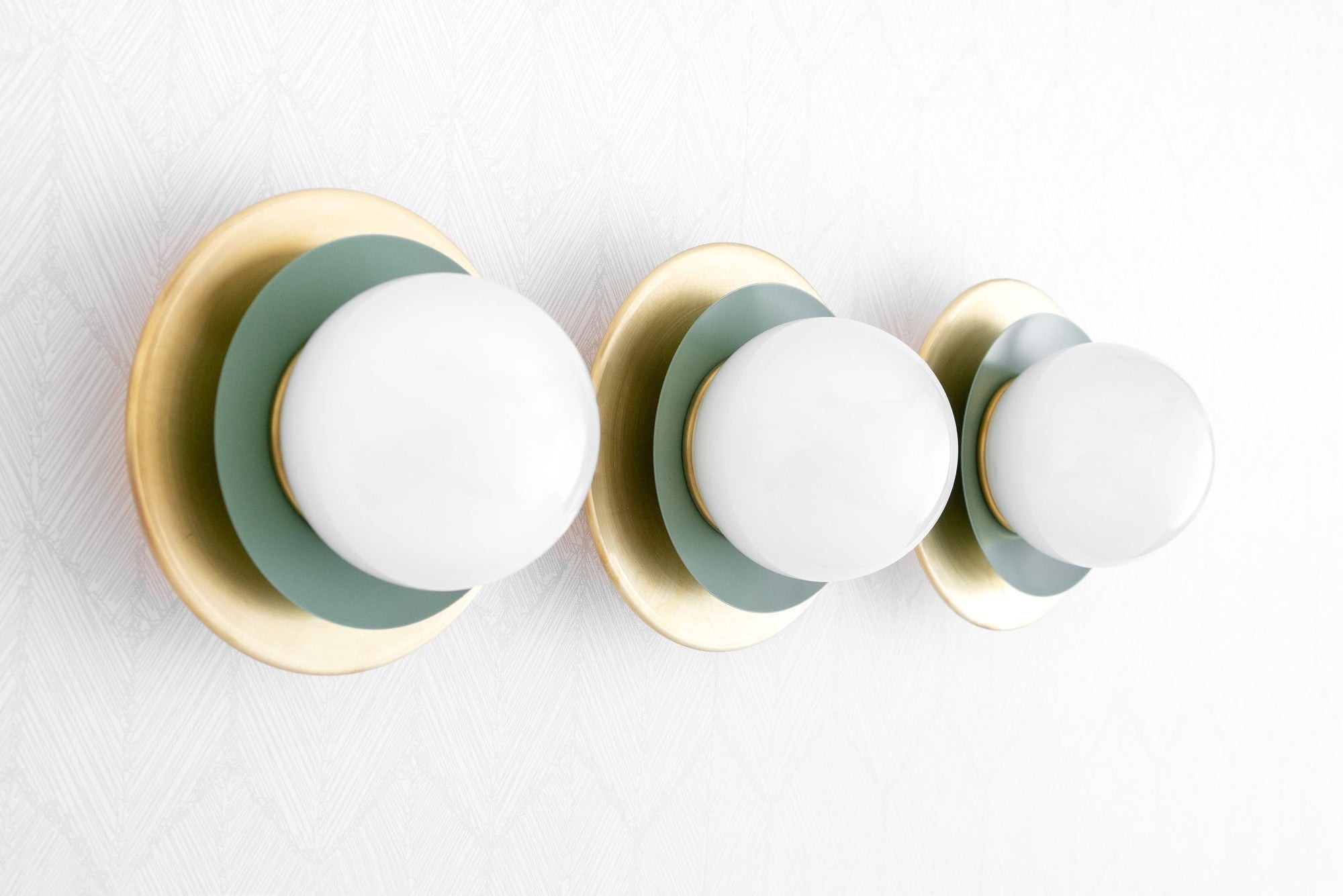Artivo Globe Ceiling Light – Modern Nordic Design For Bathroom or Hallway K1423