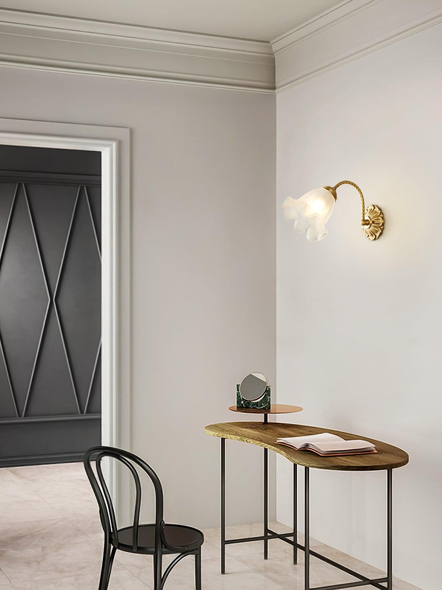 Nordic Modern Retro Elegant Flower Brass Glass Wall Lamp K276