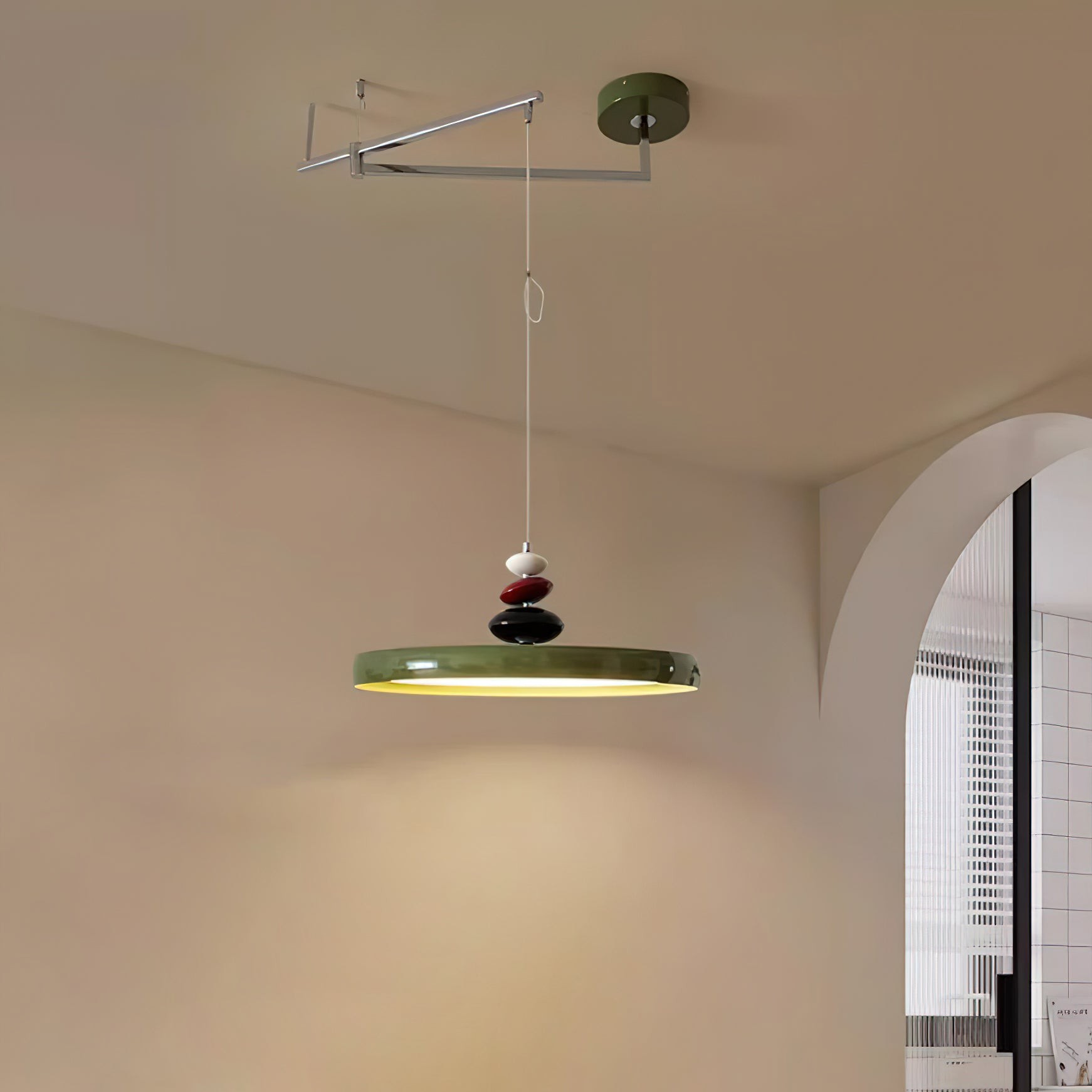 Simple Rocker Arm Flying Saucer Creative Chandelier K405
