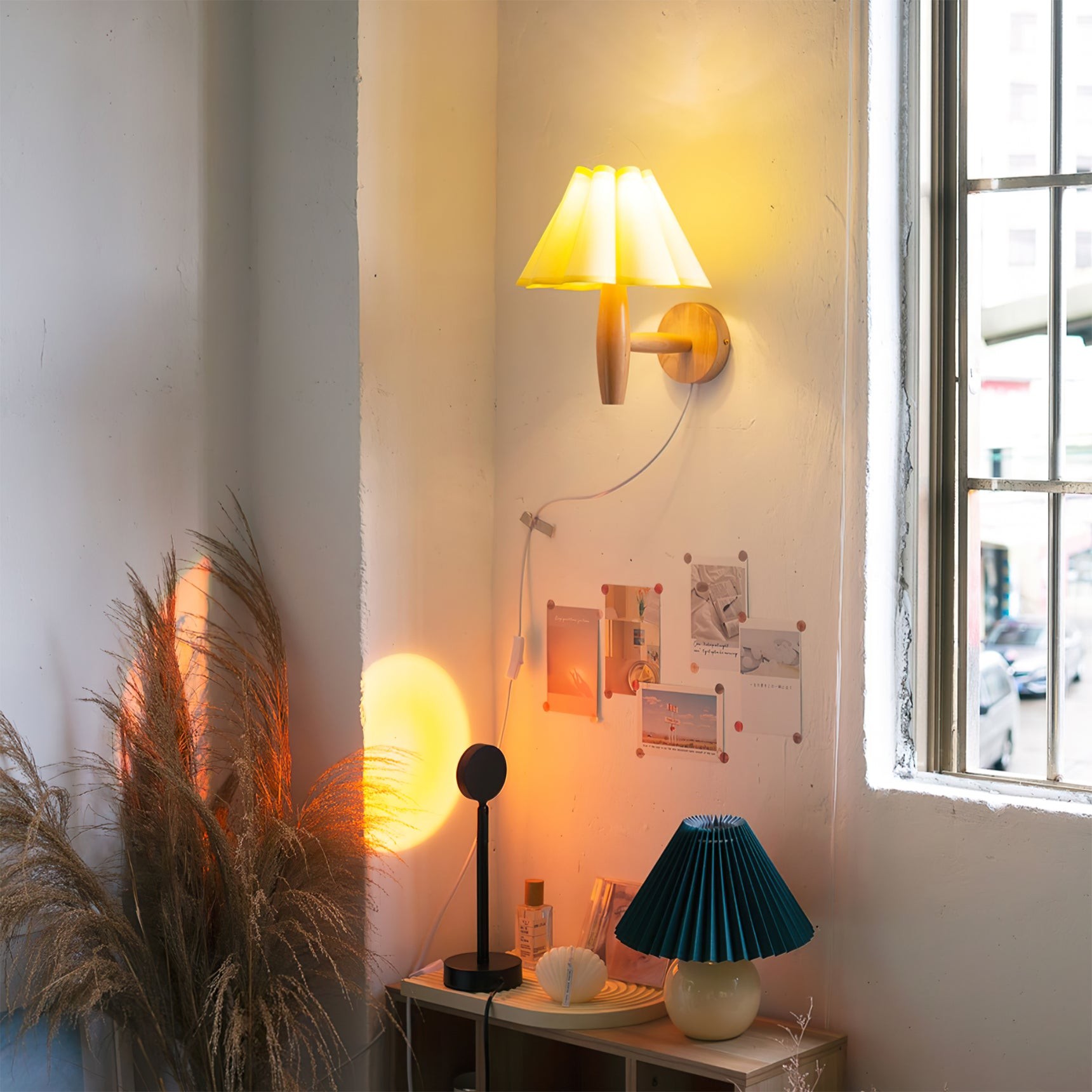 Vintage Fluted Plug In Wall Lamp K1093