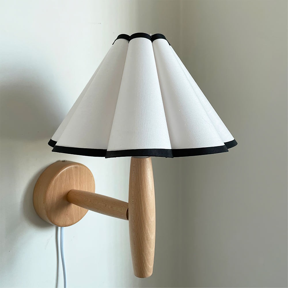 Vintage Fluted Plug In Wall Lamp K1093