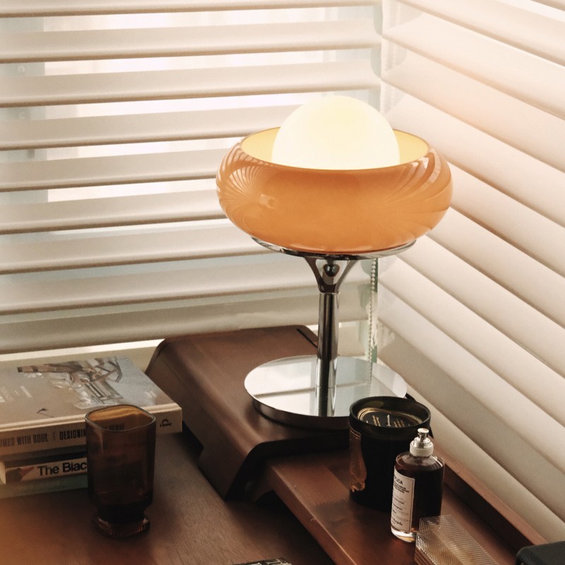 Bauhaus Egg Tart Table Lamp