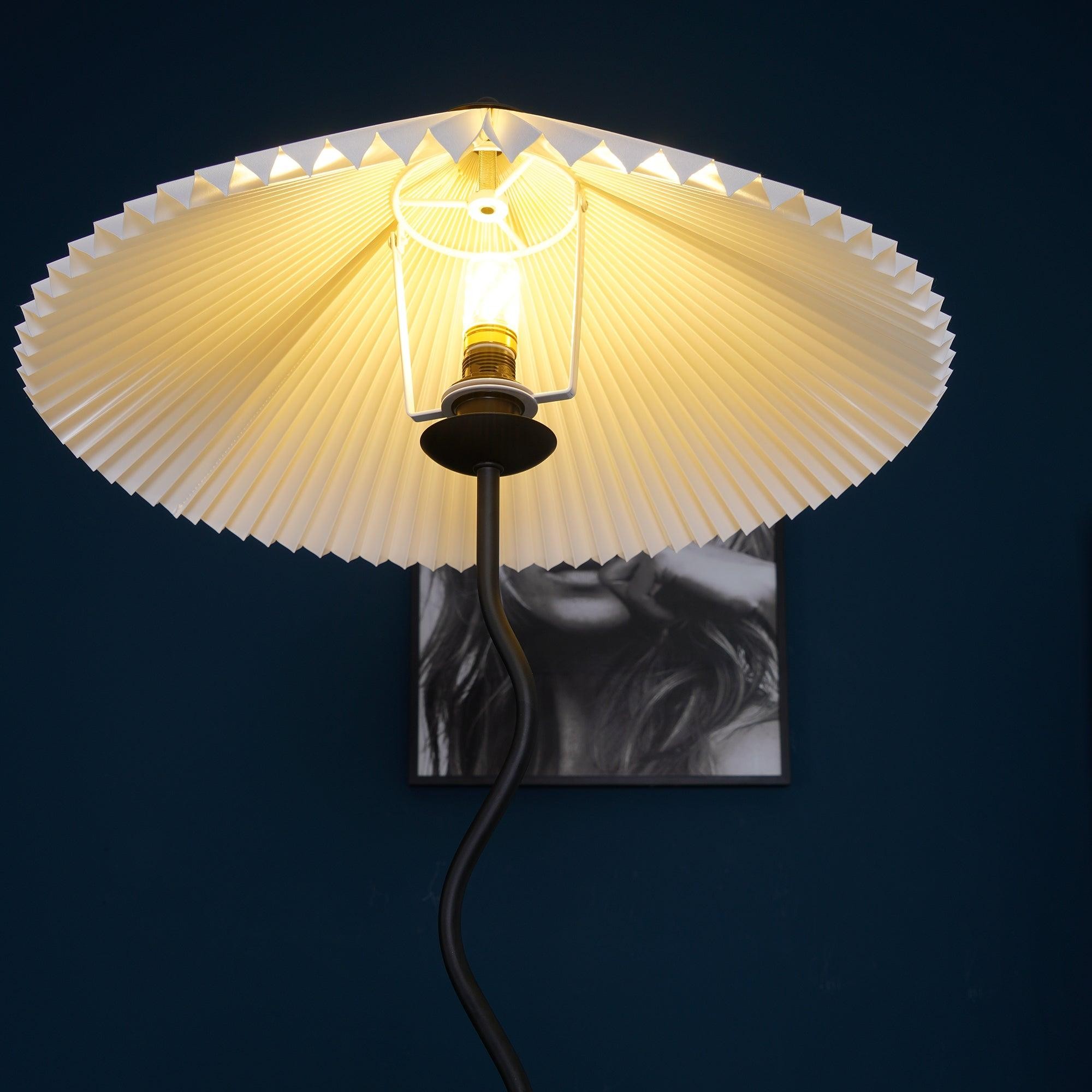 Waveform Exclusive Floor Lamp K672