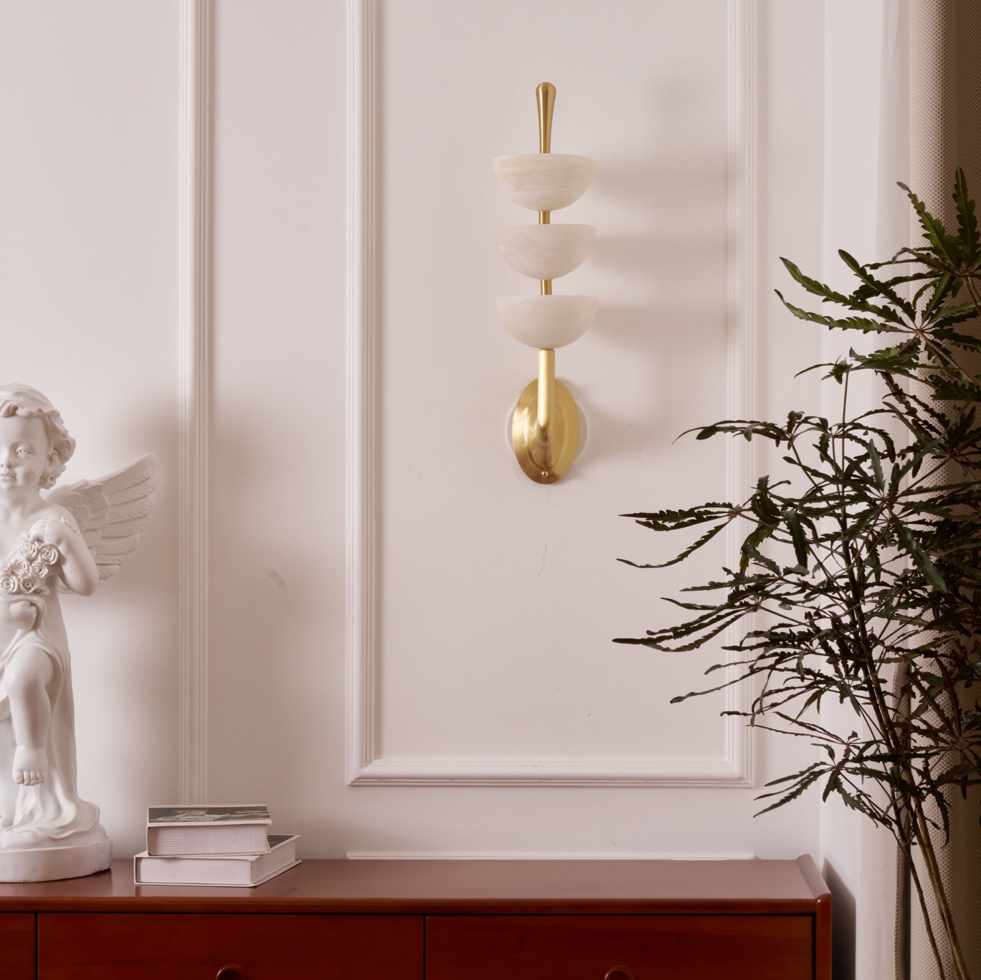 Triple Alabaster Wall Lamp D565