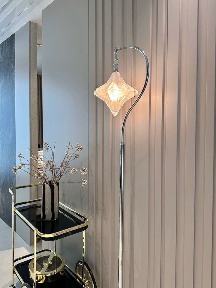 Art Deco Star Floor Lamp - Modern Standing Lamp for Living Spaces - Astris Orion K1576