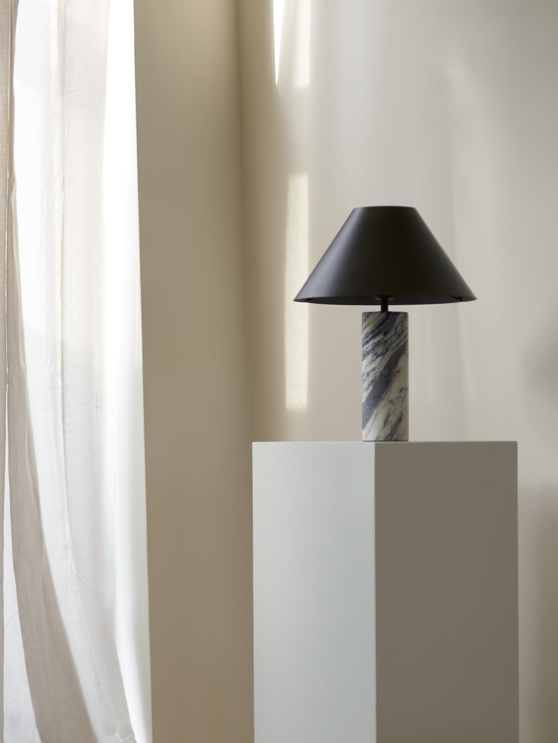 Morola Table Lamp D671