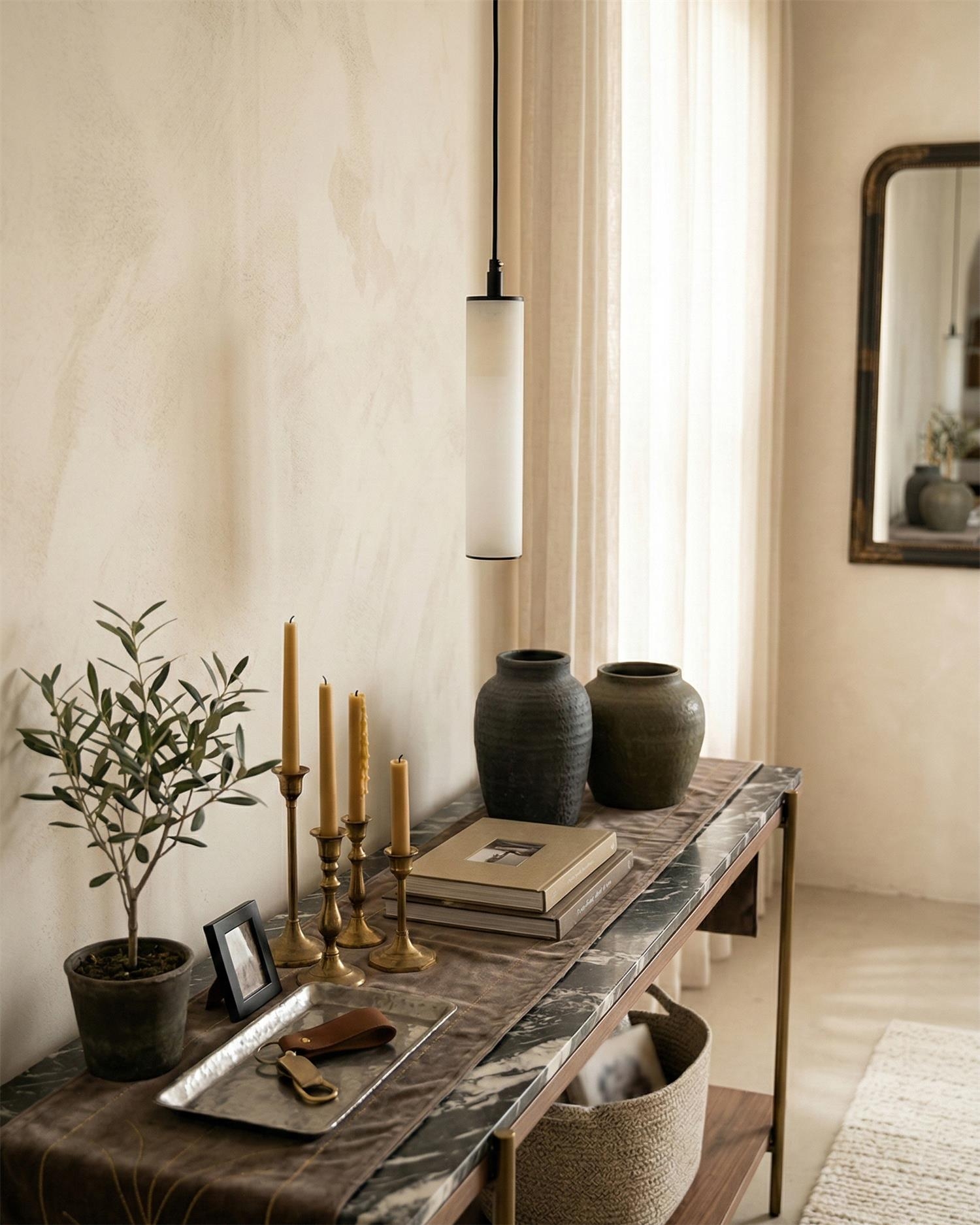 Calder Alabaster Tube Pendant Lamp D347