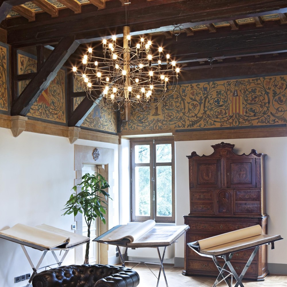 Modern 2097 Chandelier - Elegant Statement Lighting for Dining Areas
