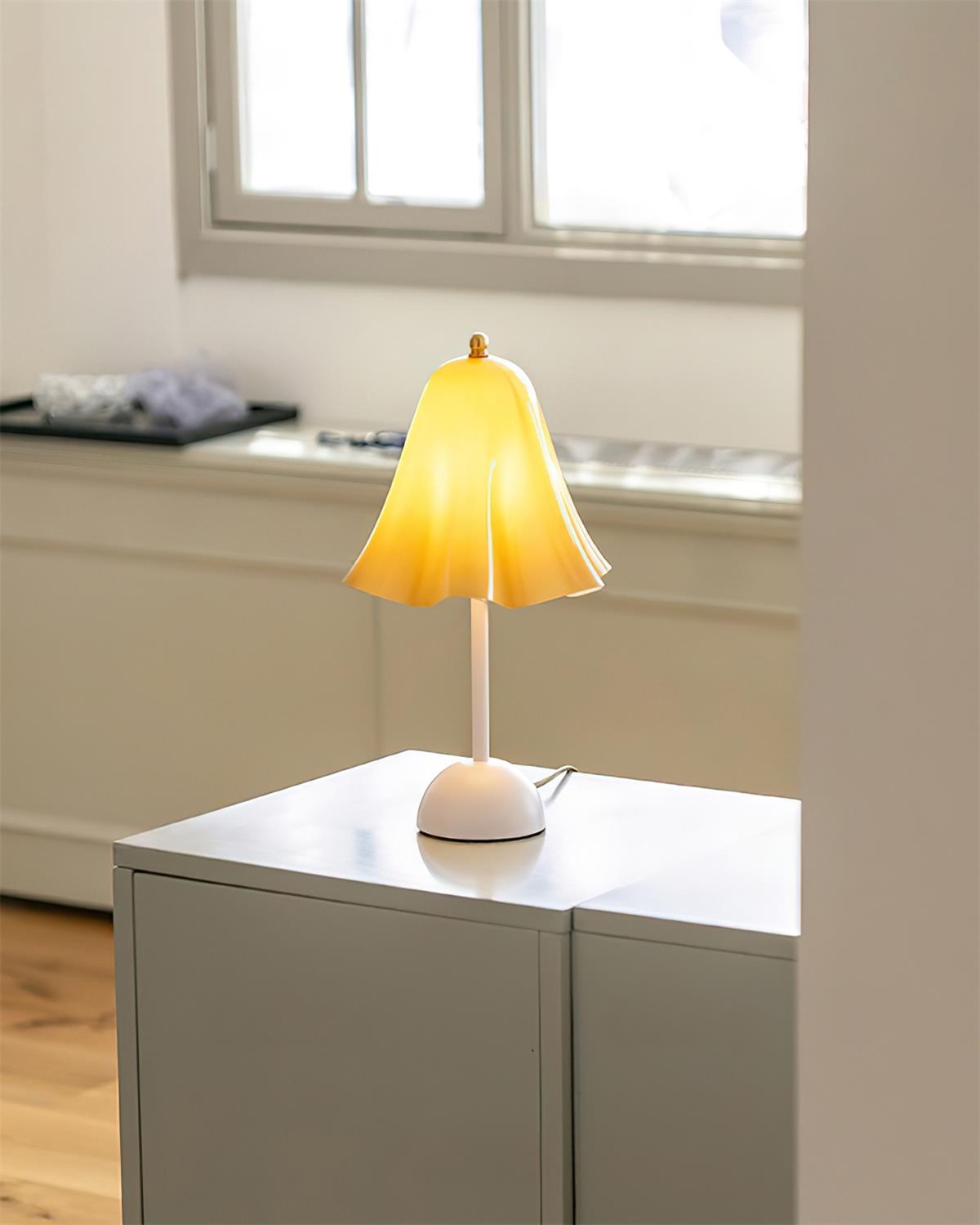 Bellis Table Lamp D106