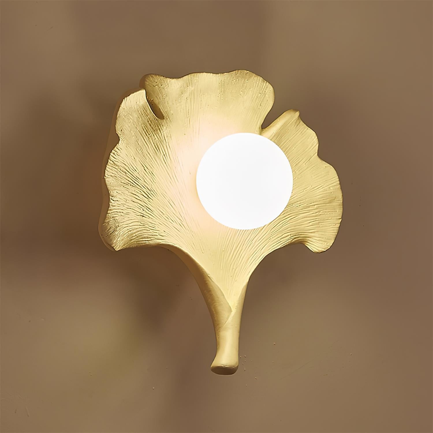 Vintage Ginkgo Leaf Resin Wall Lamp K403