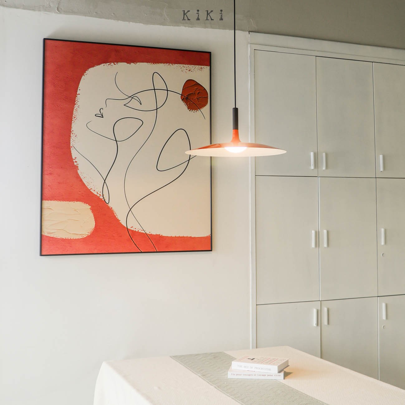 Vibrant Aplomb Large Pendant Light - Stylish Round Disc Pendan Light for Modern Interiors