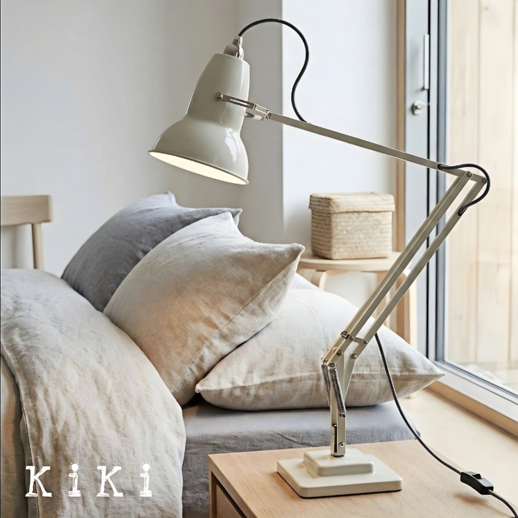 Modryx Articulated Desk Lamp - Industrial Aesthetic for Workstation and Bedroom K2132