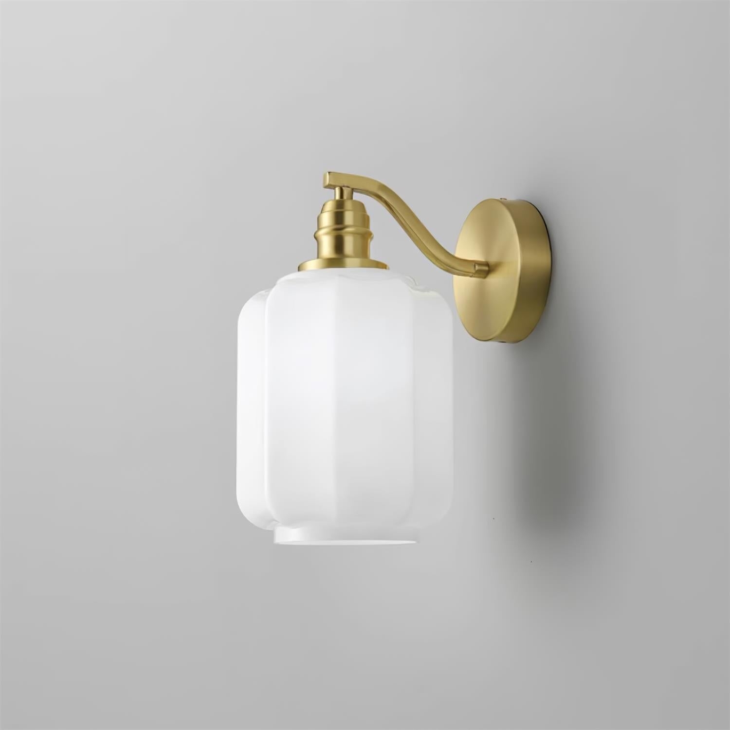 Henry Plug In Wall Lamp D42