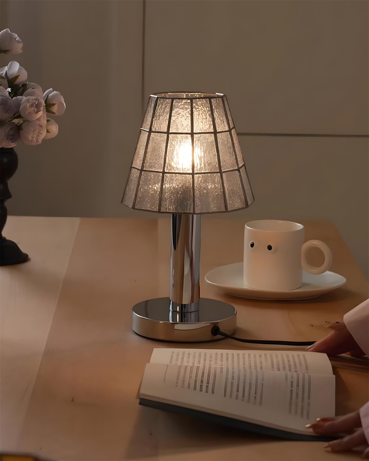 Fun Guy 726 Table Lamp D321