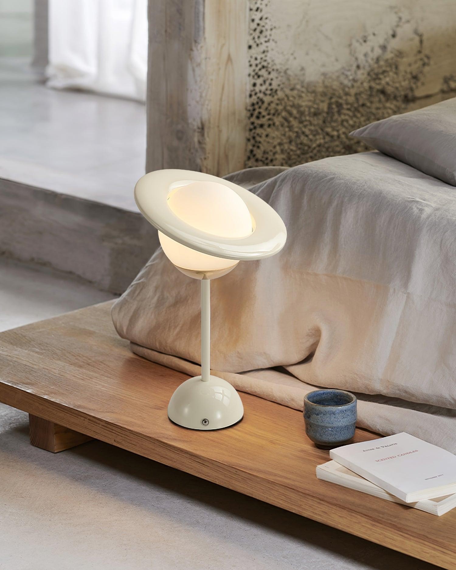 Creative Saturn Planet Table Lamp for Bedroom K657
