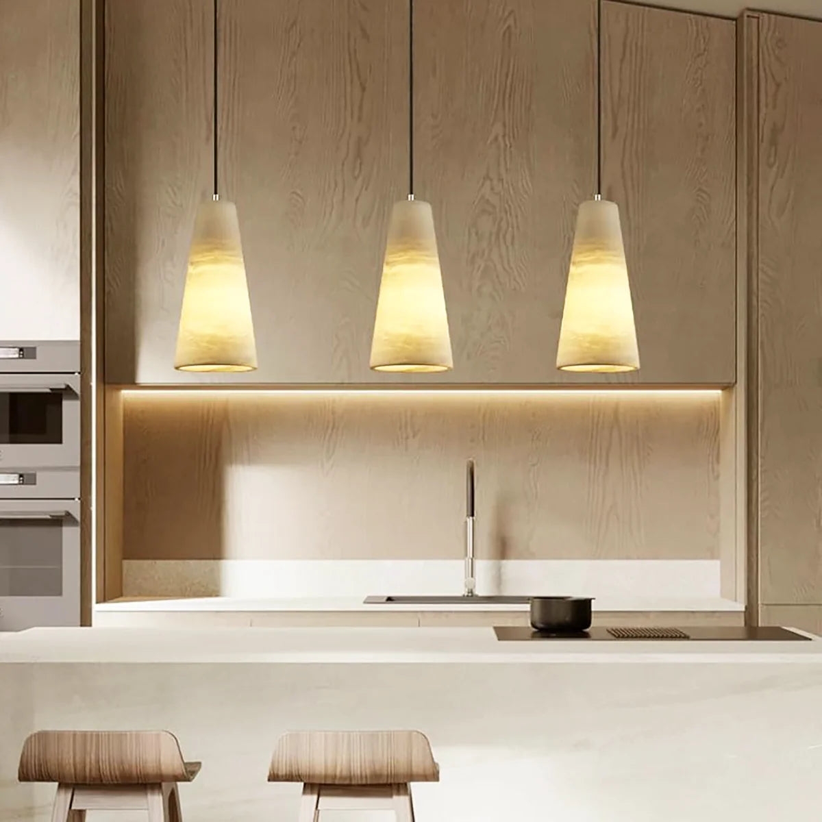 Aurora Pillar Alabaster Pendant Light D947