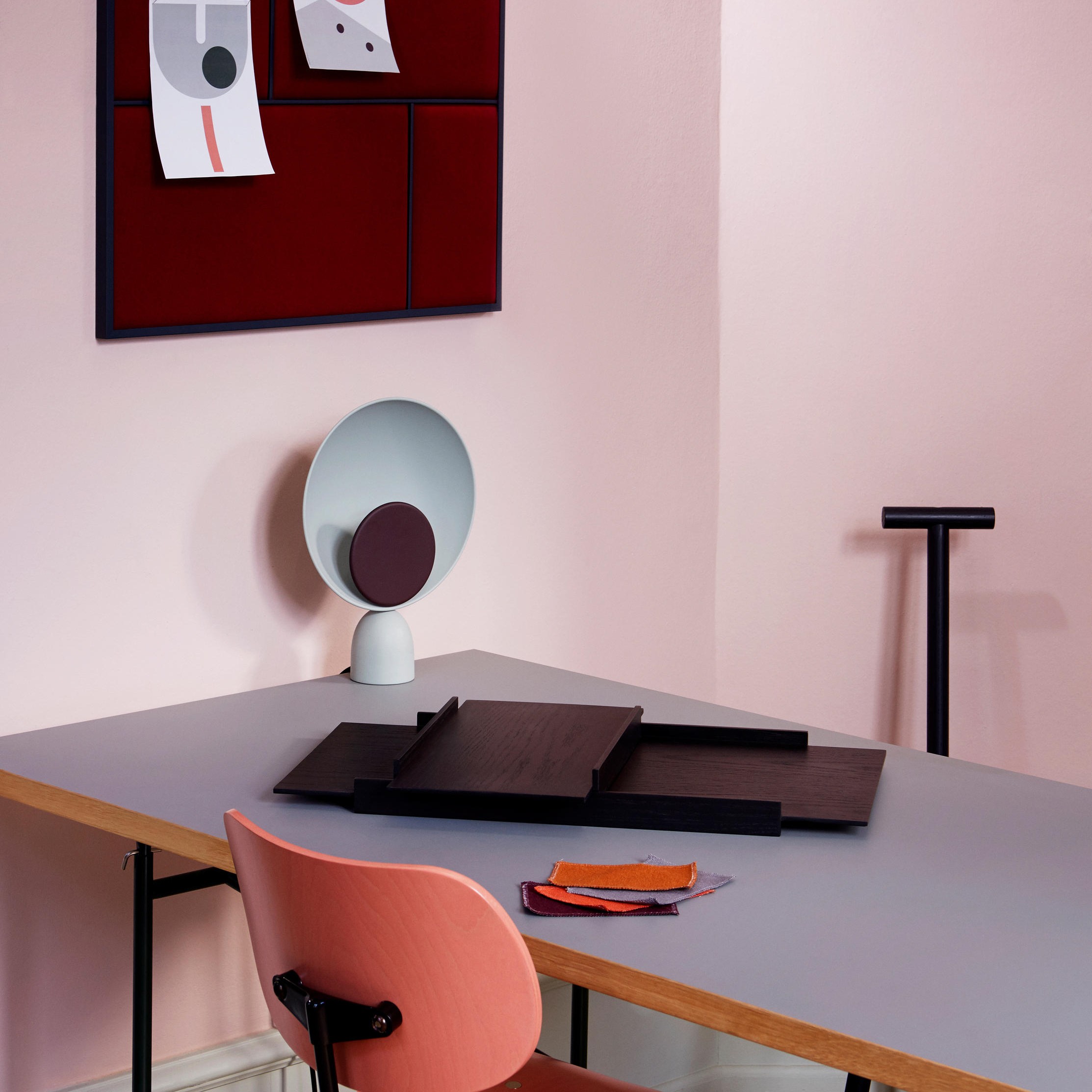 Blooper Table Lamp
