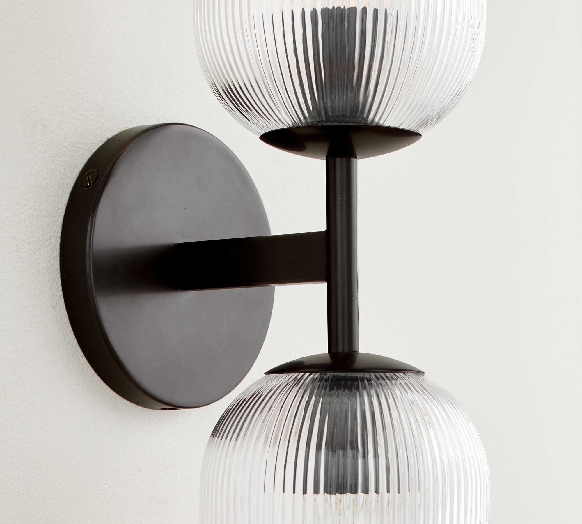 Bravira Ribbed Glass Wall Sconce - Wall Light for Living Room and Hallway K1326