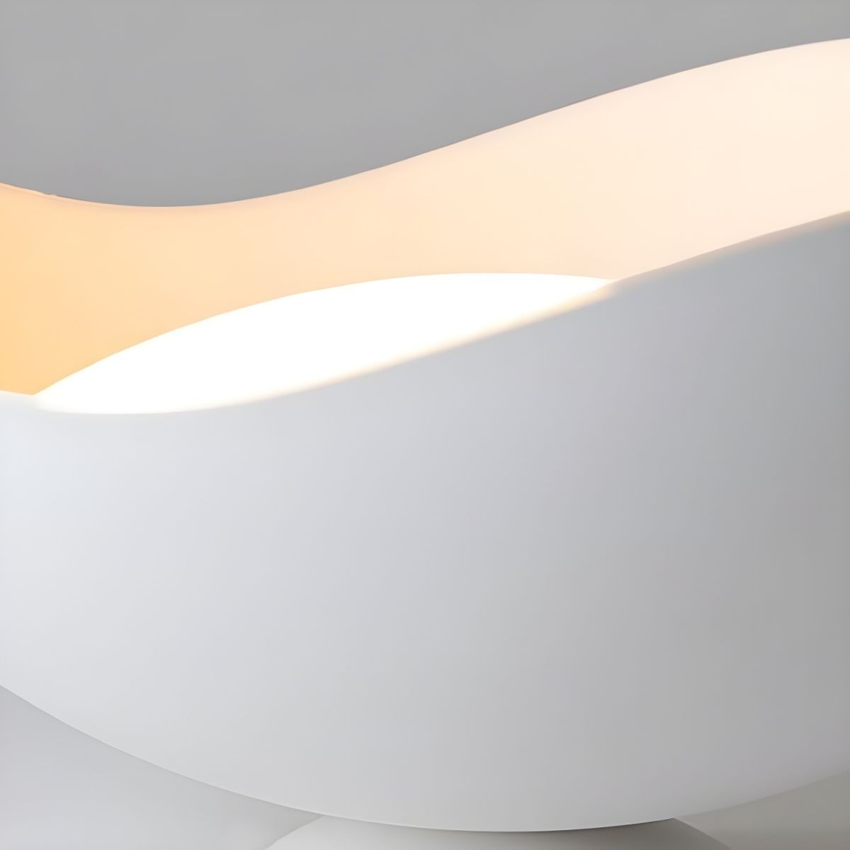 Simple Wave Ceiling Light K661