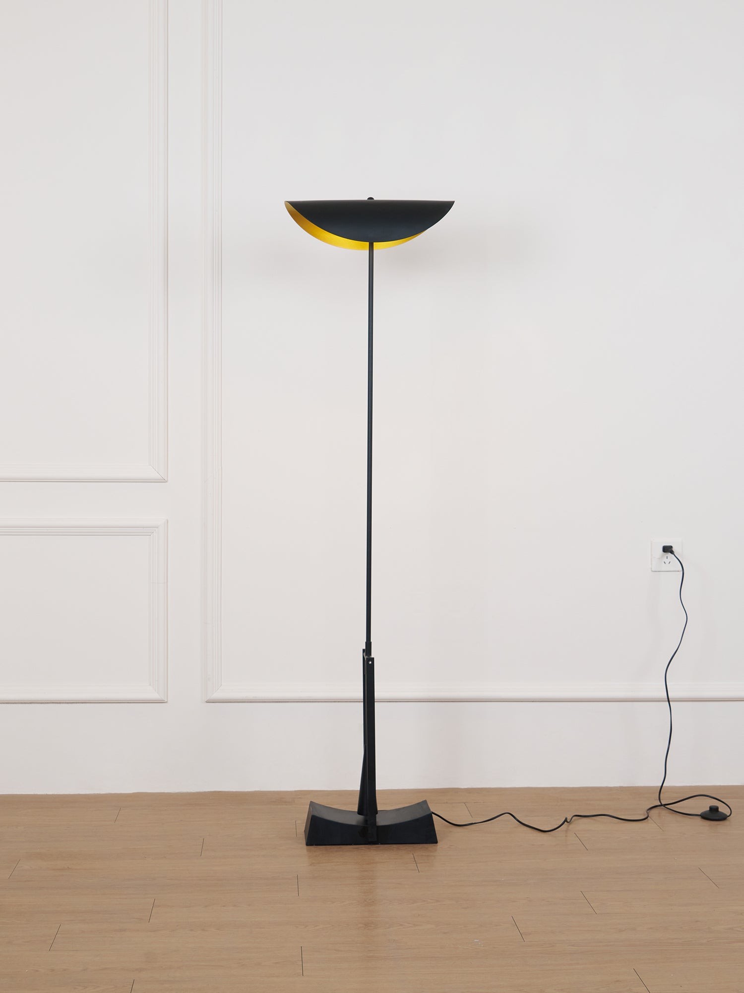 Nordic Creative Inclined Metal Floor Lamp K779