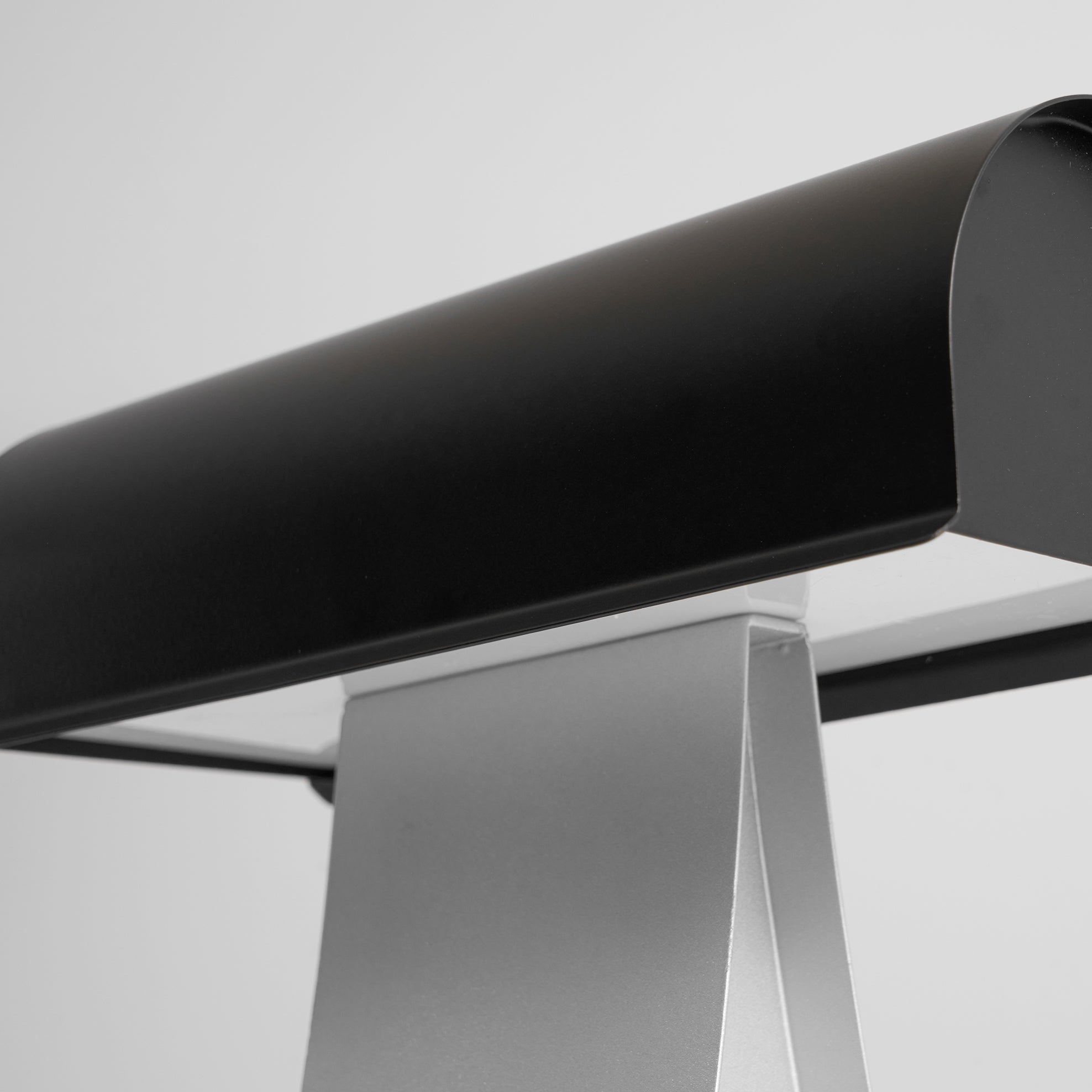 Archive Table Lamp D698