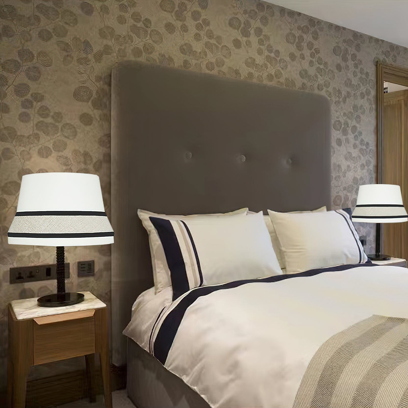 Audrey Contardi Table Lamp D460