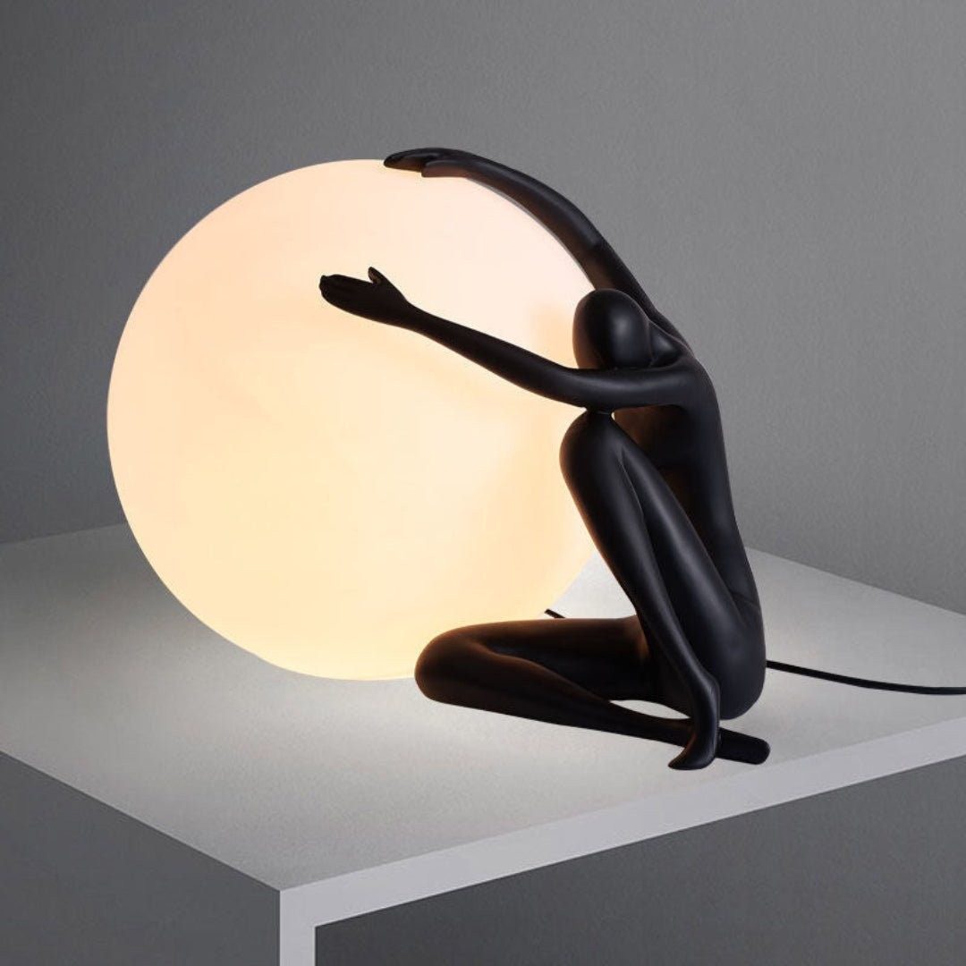 Humanoid Ball Holding Table Lamp K217