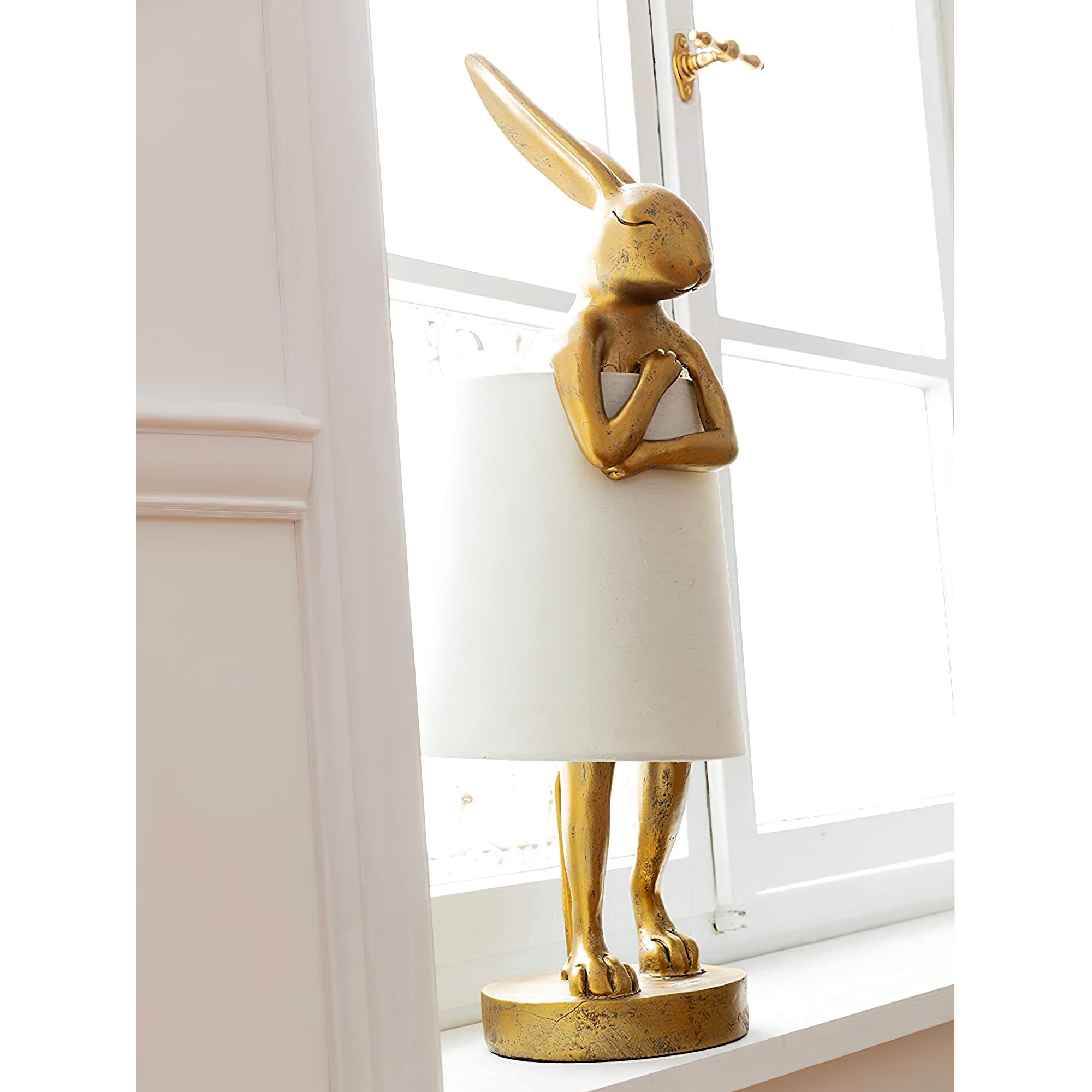 Chester Rabbit Table Lamp D575